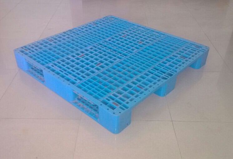 塑料周轉箱的生產注意事項